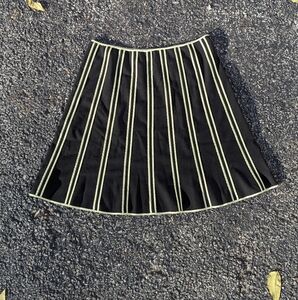 Y2K INC Black and Green Aline Skirt